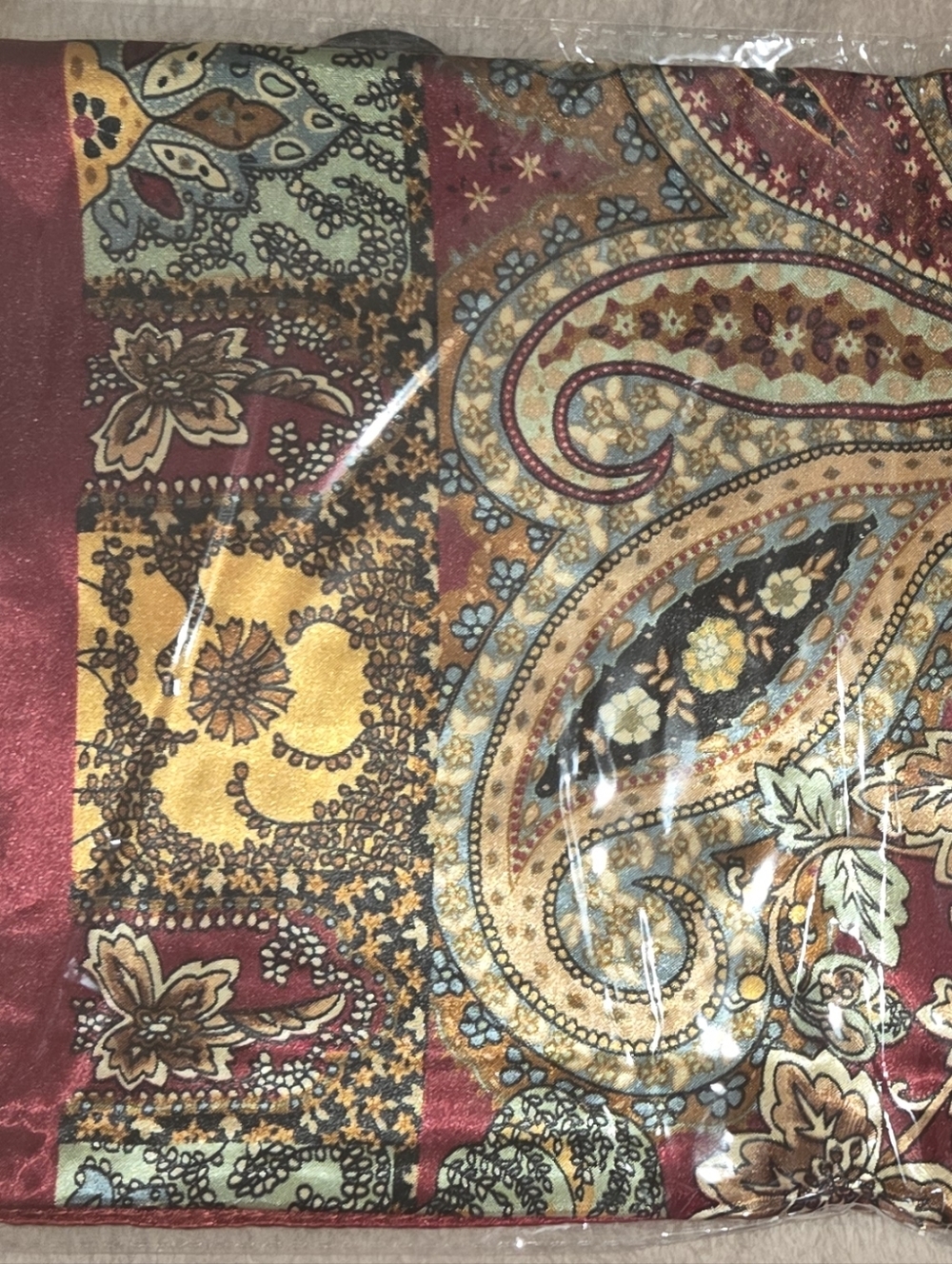 Silk-Feel Red Paisley Print Scarf - Picture 3 of 4